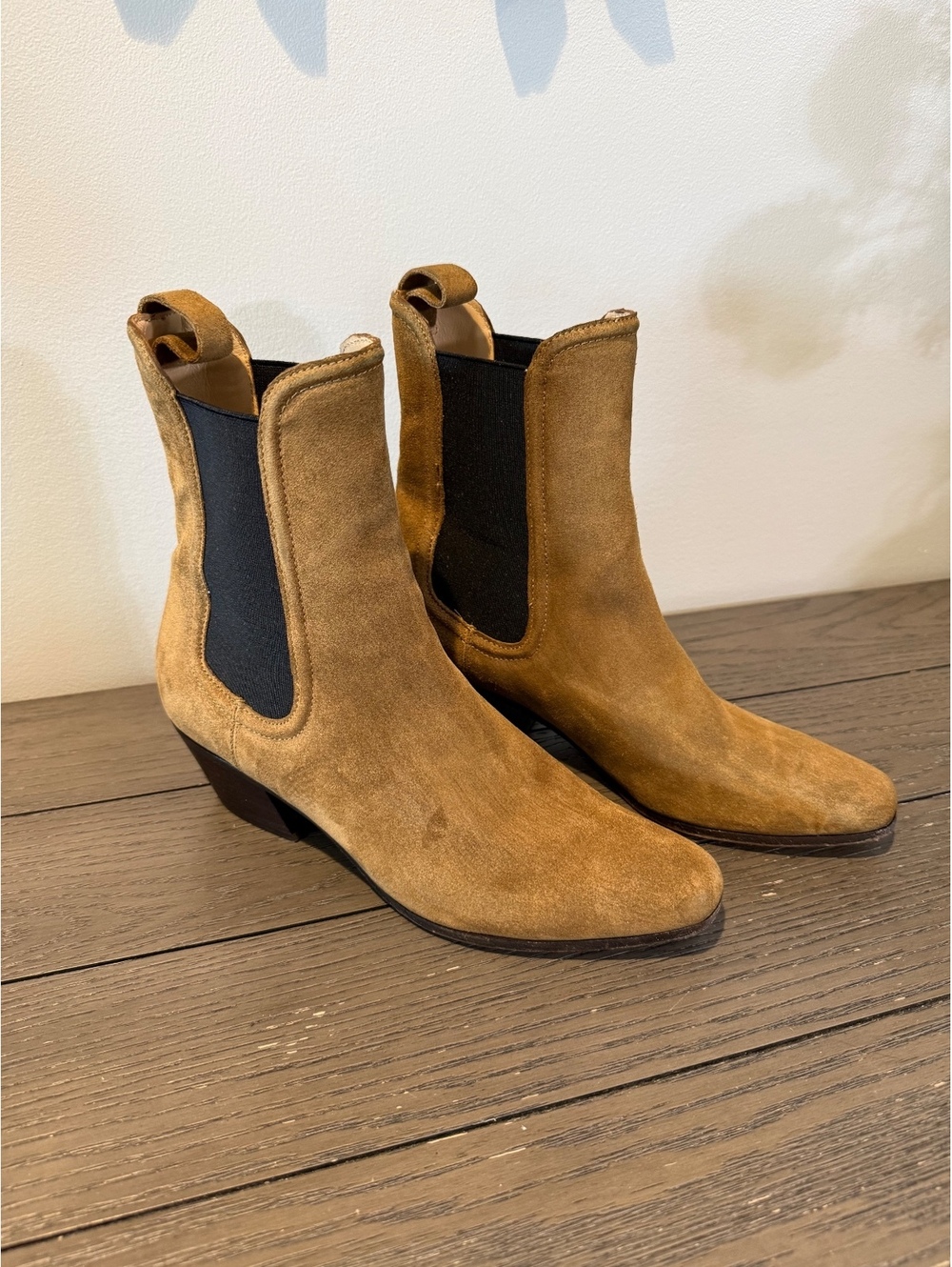 Veronica Beard Tan Suede Ankle Boots Size 8M
